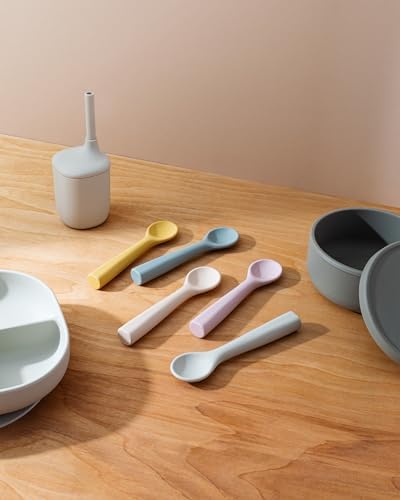 Maison Rue Bobbi Spoon Rose Silicone Feeding Spoon
