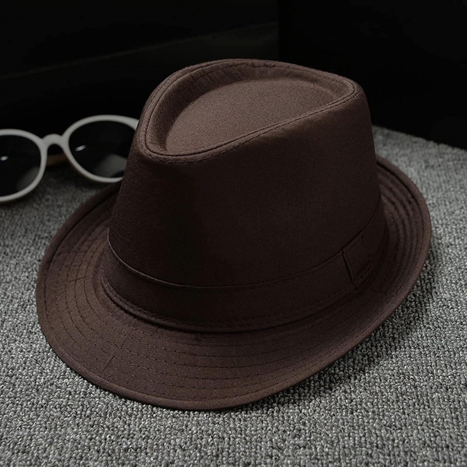 Retro-Cool Felt Wide-Brim Fedoras for Adults